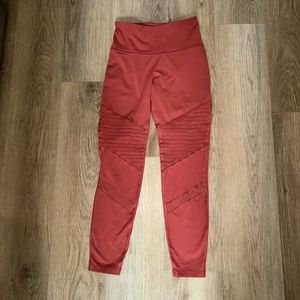 Old Navy Active Elevate Leggings